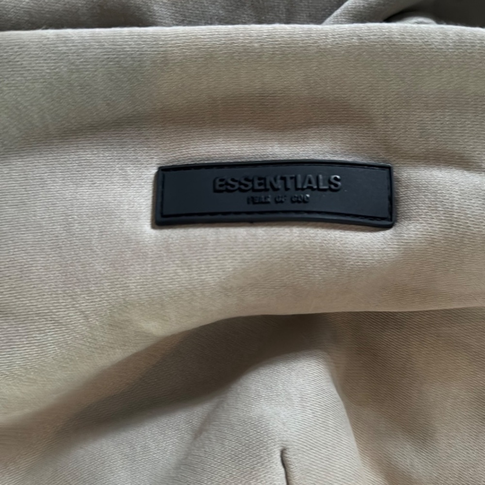 Essentials hoodie - Picture 2 of 4